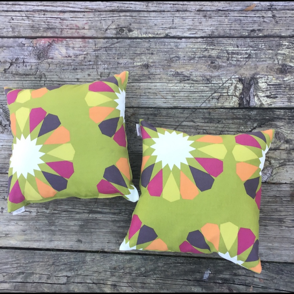 Set of 2 Porch Pillows